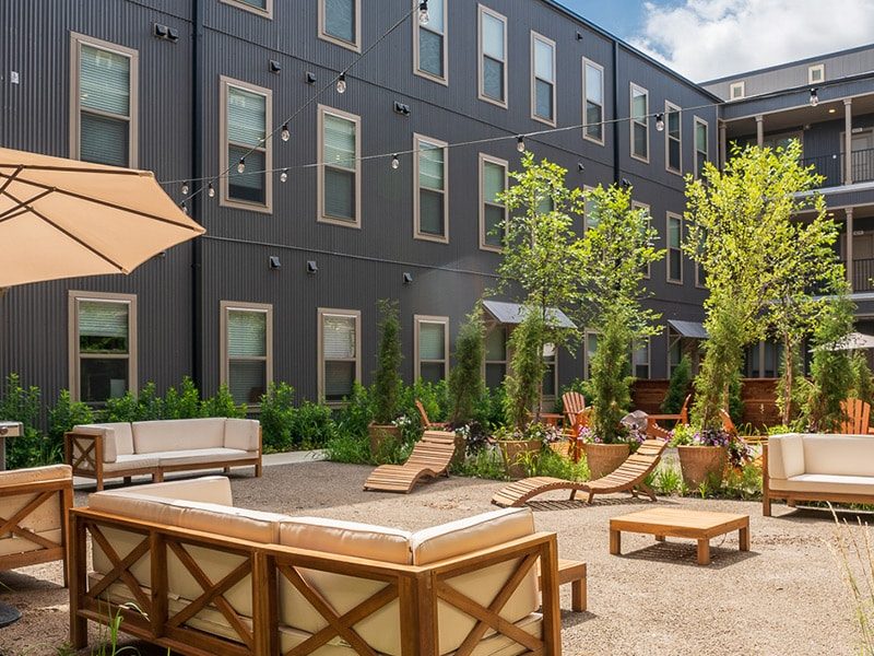 Community-Management_800x1000